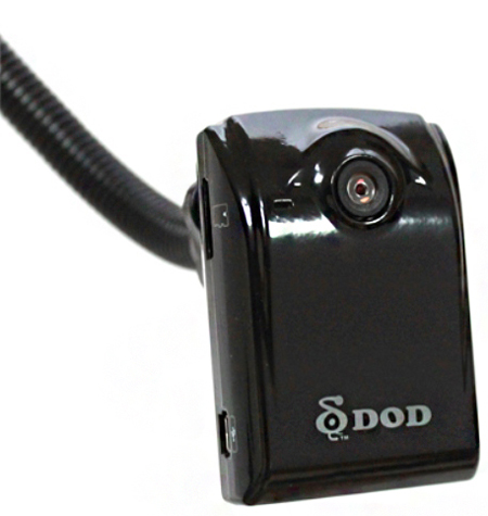 Автомобильные видеорегистраторы Subini DVR-F100 Автомобильные видеорегистраторы Subini DVR-F100